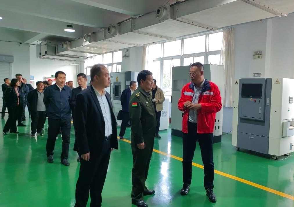 省委常委梁平到亚美AM8AG集团调研考察